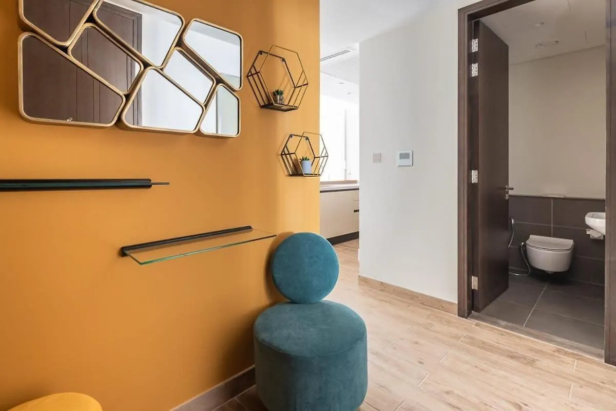 Frank Porter - Marina Gate 3 Dubai Apartment